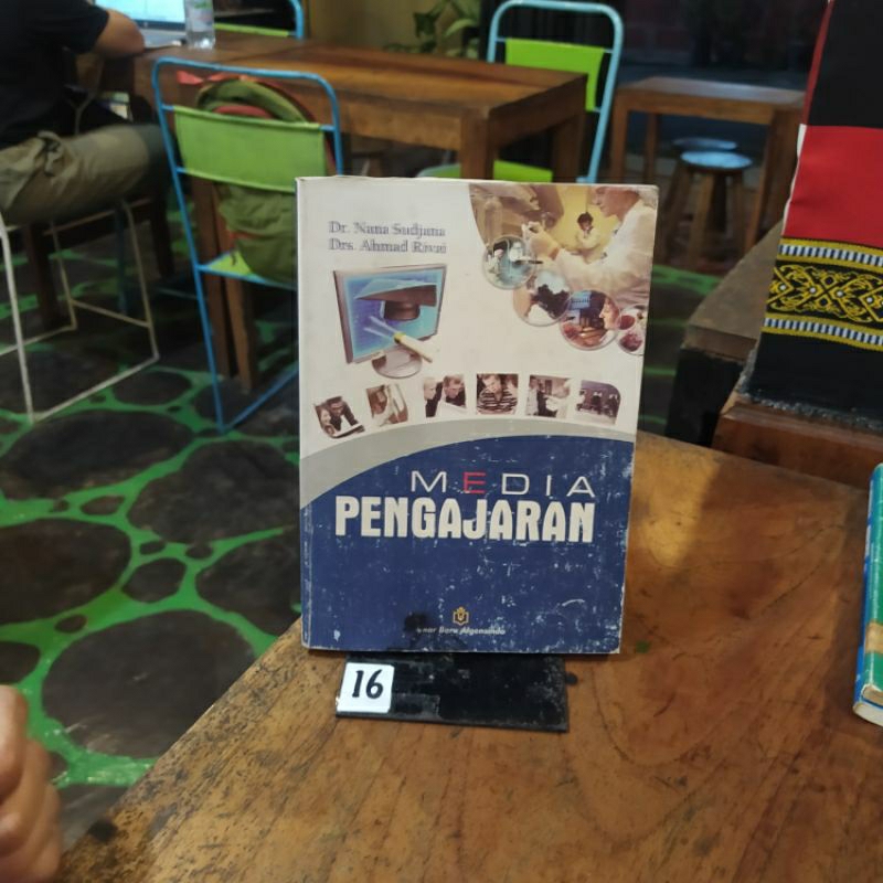 Jual Buku Media Pengajaran By Dr Nana Sudjana Dkk Shopee Indonesia