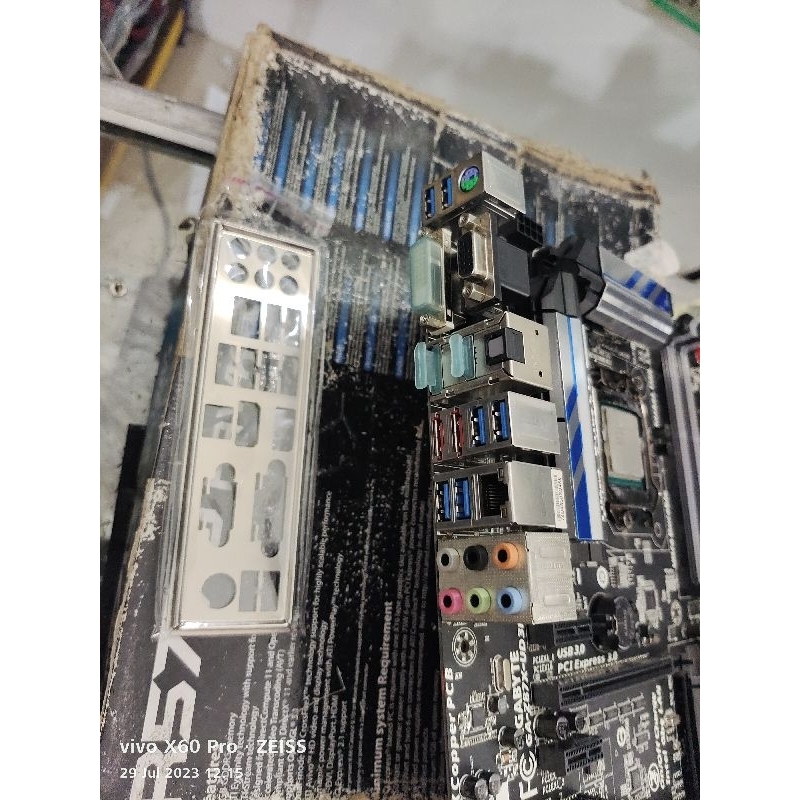 Jual Mainboard Gigabyte Z X Ddr Procsesor Core I K Hasswell Gen