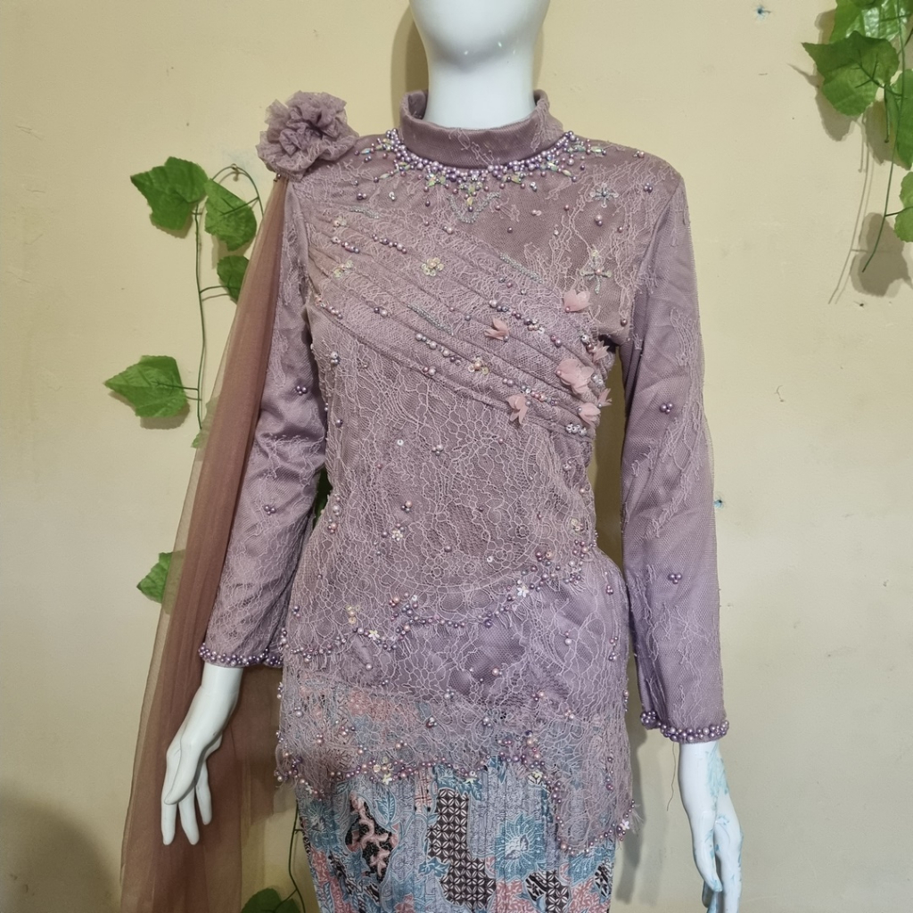 Jual Jahit Kebaya Custom Kebaya Wisuda Kebaya Tunangan Kabaya