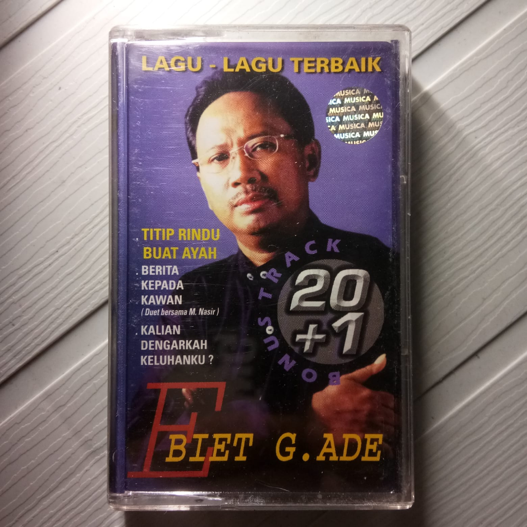 Jual Kaset Ebiet G ADE Lagu Lagu Terbaik Shopee Indonesia