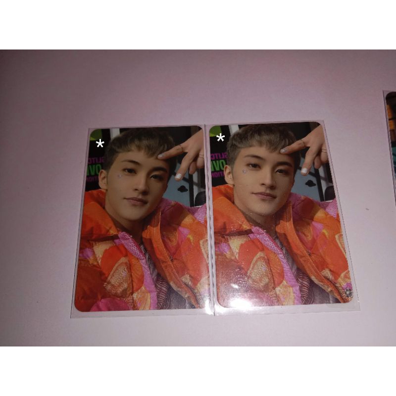 Jual PHOTOCARD OFFICIAL NCT MARK GLIMO GLITCH VER Shopee Indonesia