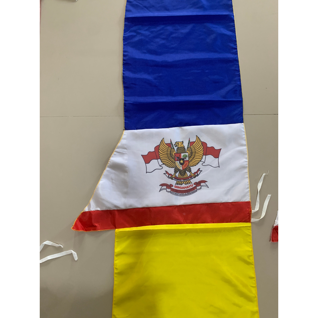 Jual BENDERA UMBUL UMBUL LAYUR MERAH PUTIH WARNA SABLON GARUDA 3 4 5