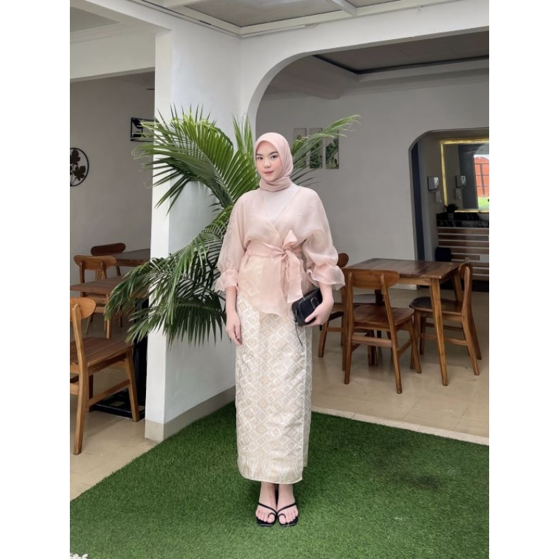 Jual NAZE ONE SET OUTER ORGANZA MEWAH DAN ROK LILIT SONGKET 1 Set Rok