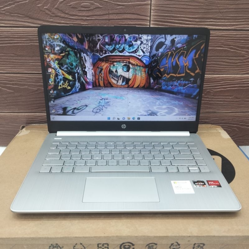 Jual Laptop Hp S Fq Amd Ryzen U Ram Gb Gb Ssd Like New