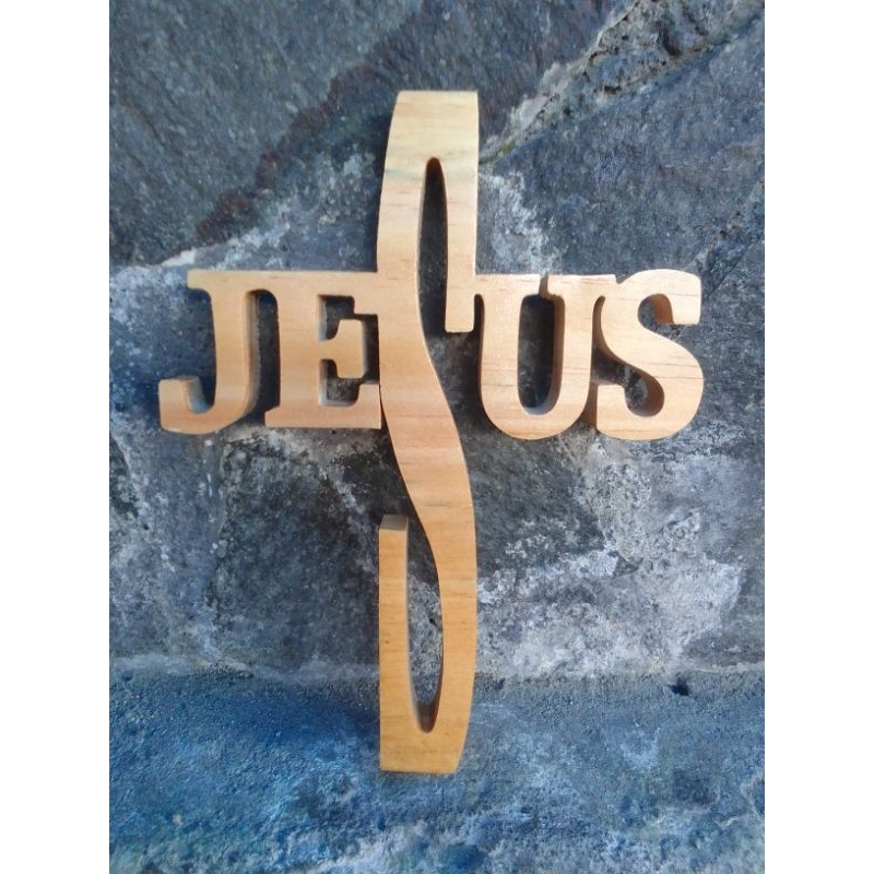 Jual SALIB KAYU YESUS Wooden Cross HURUF TIMBUL UKURAN 18CM X 14CM