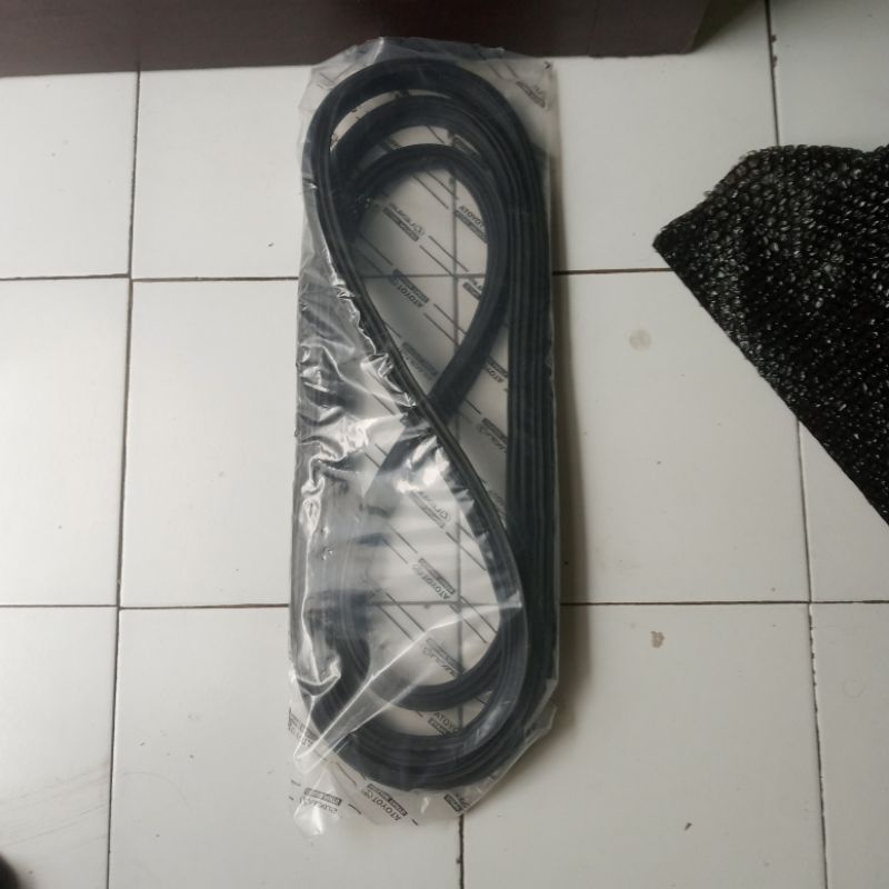 Jual Karet Balon Pintu Bagasi Yaris Thn 2004 2022 Original Shopee