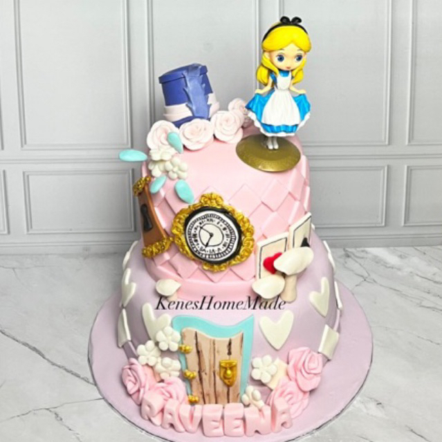 Jual Cake Alice In Wonderland Kue Ulang Tahun Alice In Wonderland