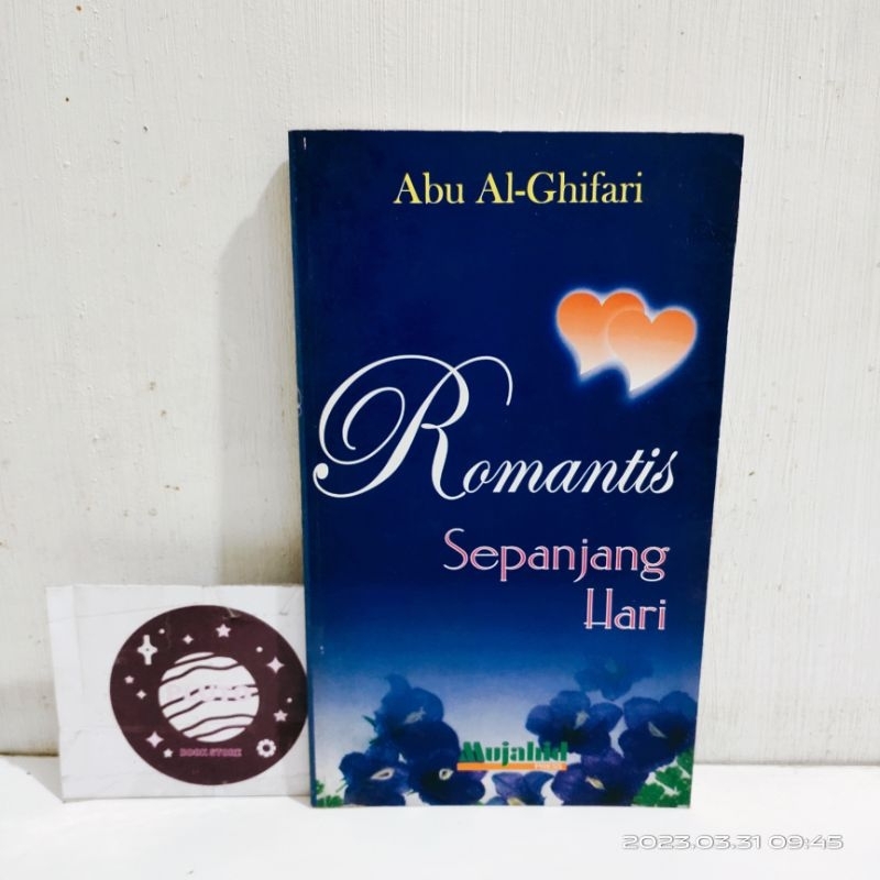 Jual Buku Murah Pluto Buku Romantis Sepanjang Hari Shopee Indonesia