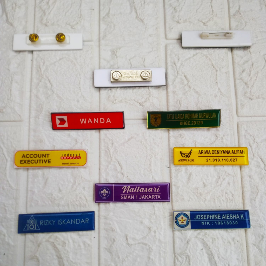 Jual Name Tag Nama Dada Papan Nama Kotak Bahan Akrilik Pengait