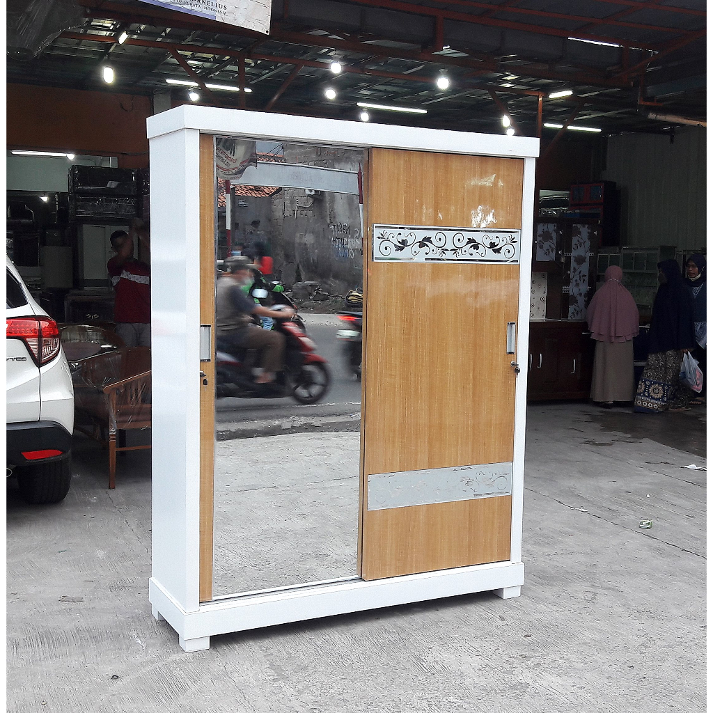 Jual Lemari Pakaian Pintu Sleding Jumbo Motif Kayu Shopee Indonesia