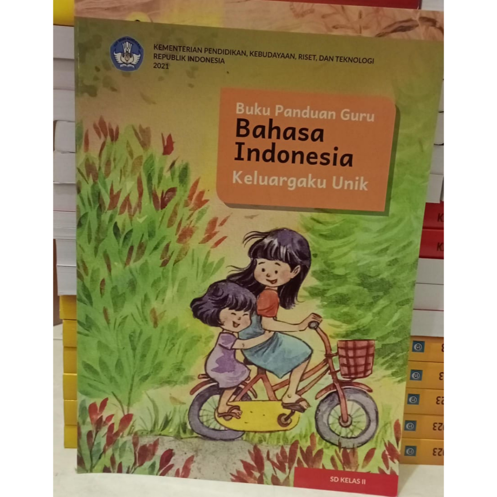 Jual Buku Panduan Guru Bahasa Indonesia Keluargaku Unik Kelas 2