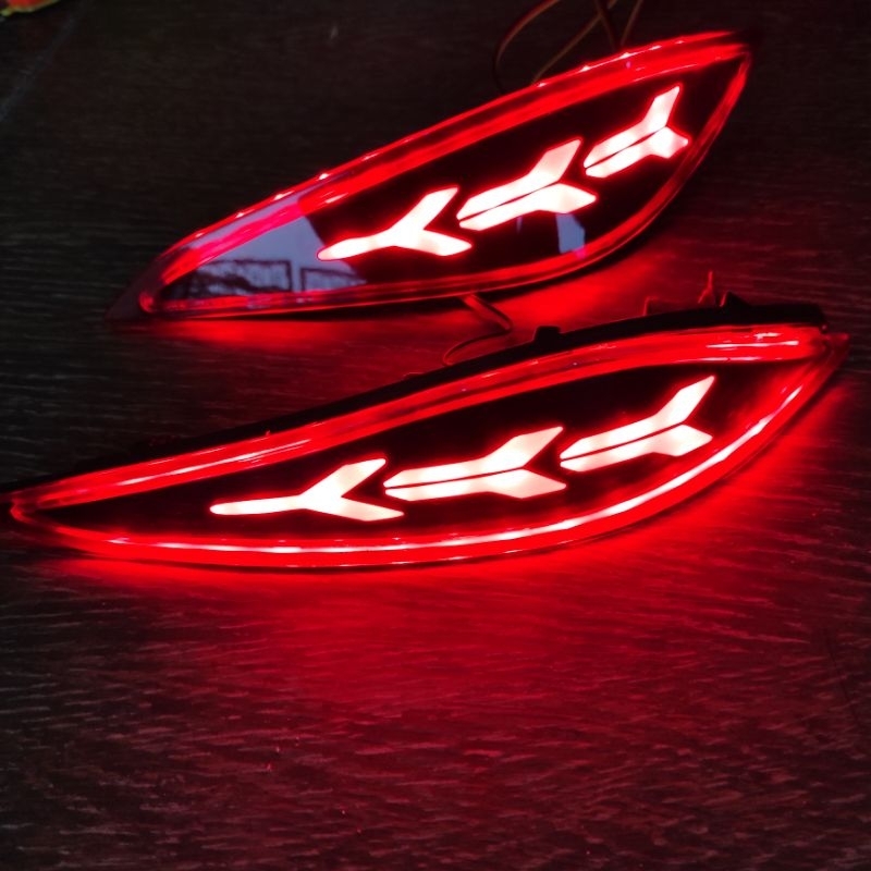 Jual Lampu Reflektor Bumper Belakang Mobil Toyota All New Rush Terios