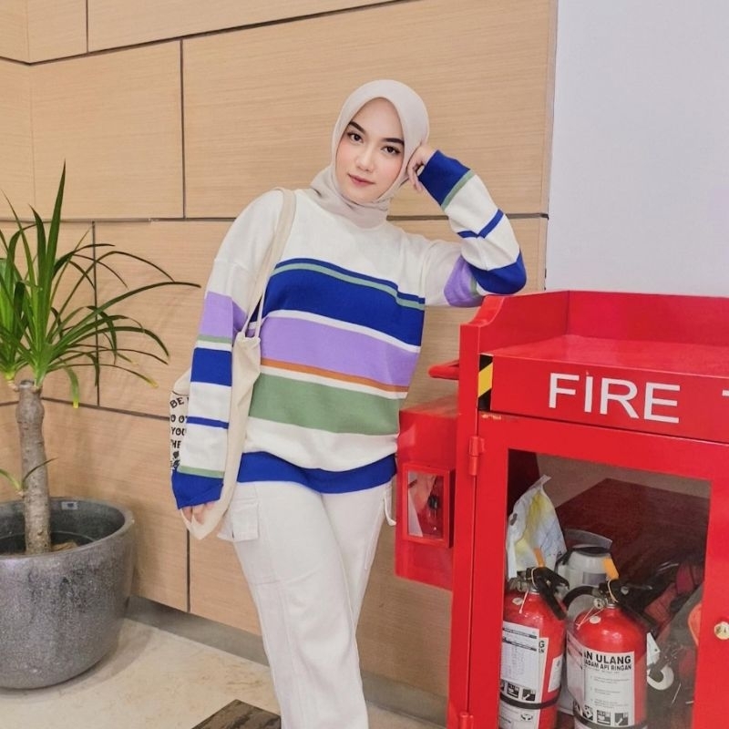 Jual SWEATER RAJUT OVERSIZE MAYUBI MOTIG BLASTER ATASAN LENGAN PANJANG