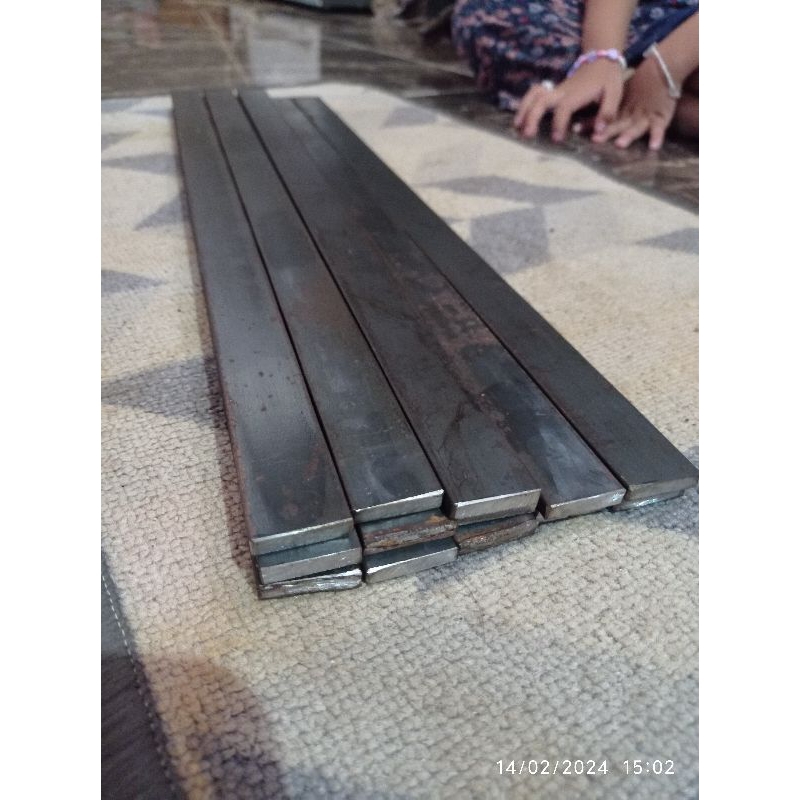 Jual Plat Strip Besi Tebal Mm Lebar Cm Panjang Cm Shopee Indonesia