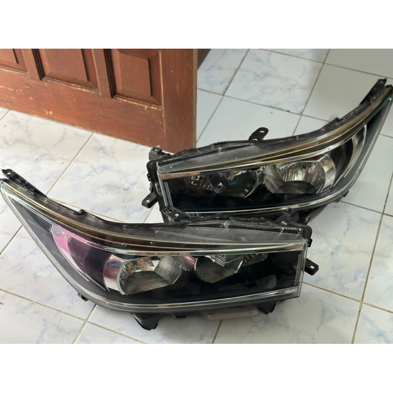 Jual Headlamp Lampu Depan Innova Reborn Original Shopee Indonesia