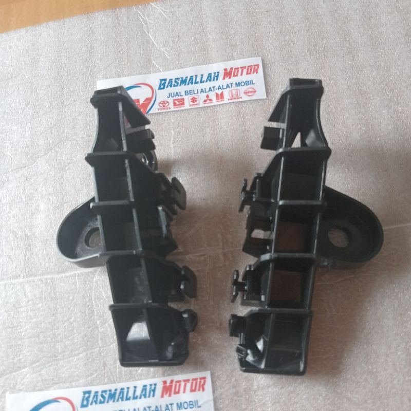 Jual Bracket Breket Bemper Belakang Fortuner Vrz Bagian Atas Original