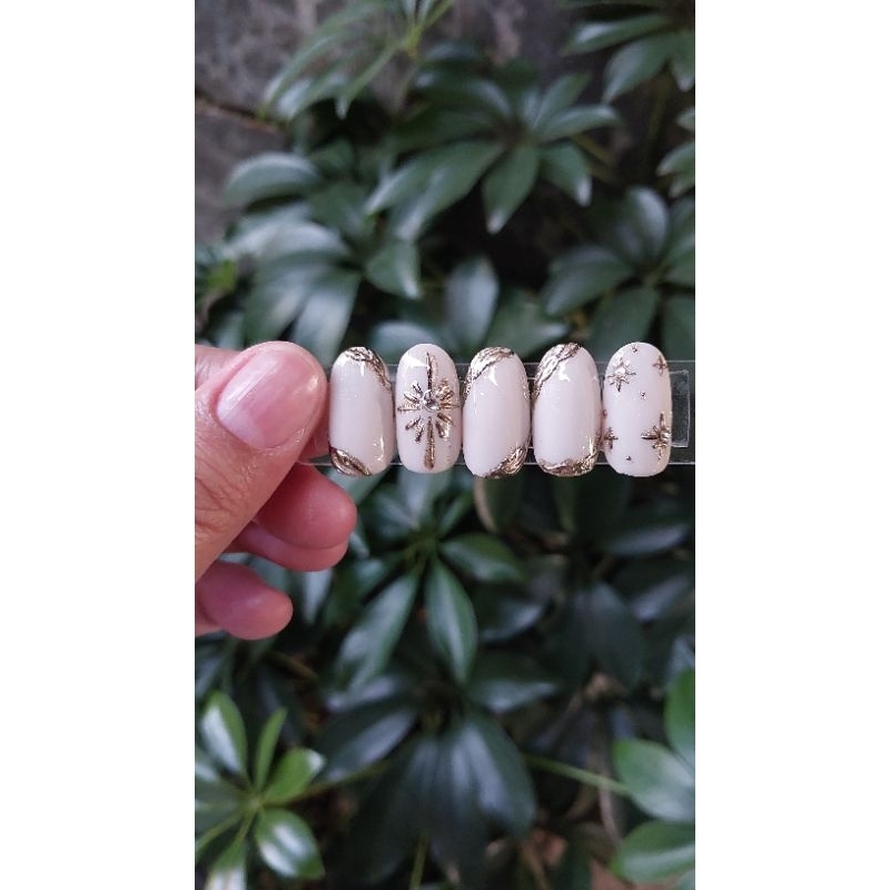 Jual PRESS ON NAILS NUDE CHROME Shopee Indonesia