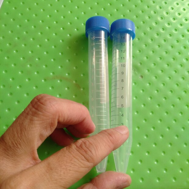 Jual Tabung Ukur Plastik Centrifuge Tutup 15ml Shopee Indonesia