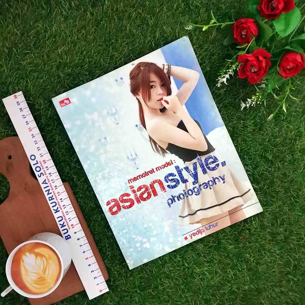 Jual Majalah Fotografi Majalah Foto Edisi Memotret Model Asian Style