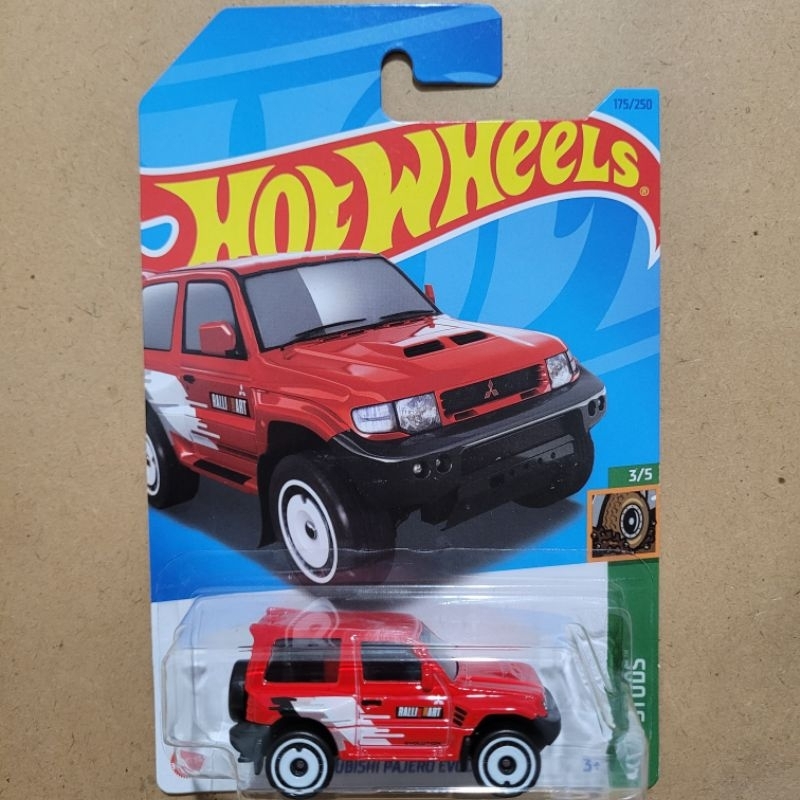 Jual Hot Wheels Mitsubishi Pajero Evolution Mud Studs Red