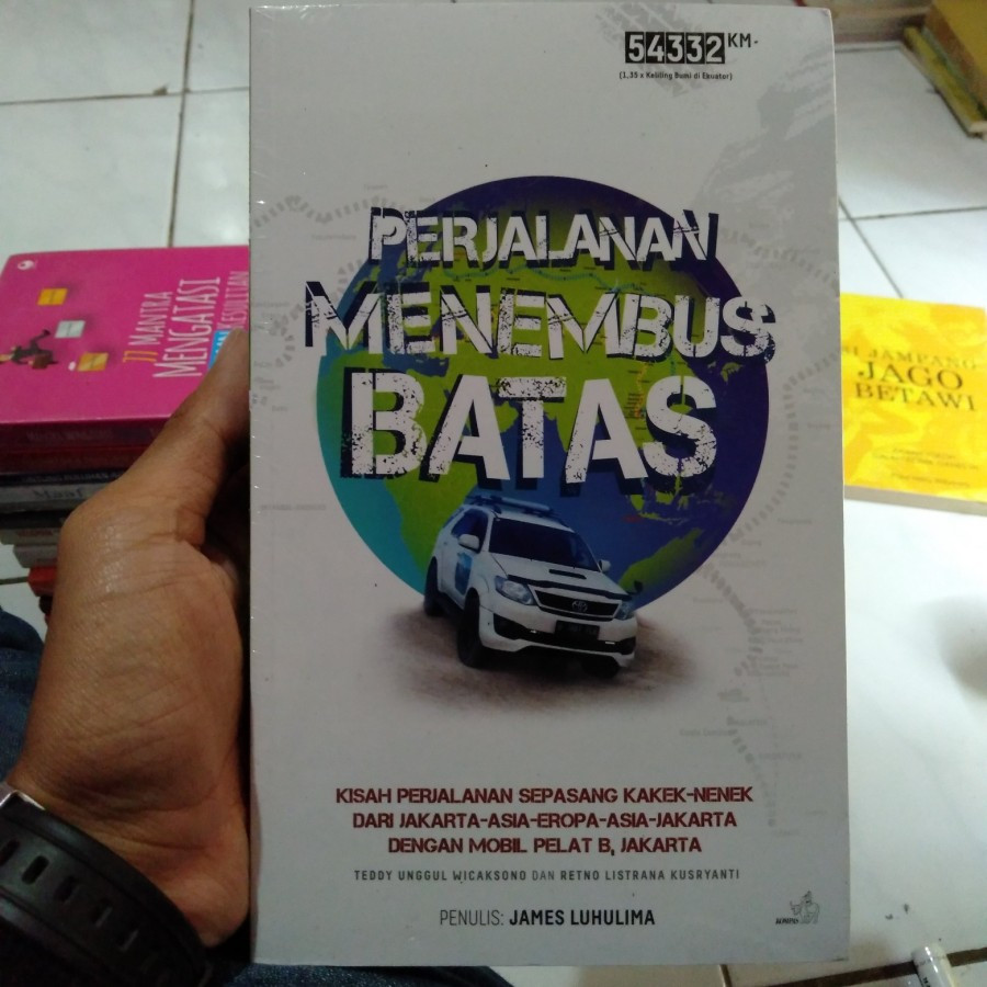 Jual Perjalanan Menembus Batas Kisah Perjalanan Sepasang Kakek Nenek