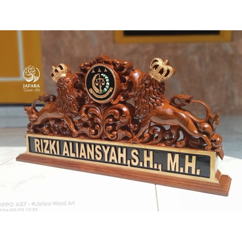 Jual Papan Nama Meja Jabatan Ukir Kayu Jati Custom Logo Kejaksaan