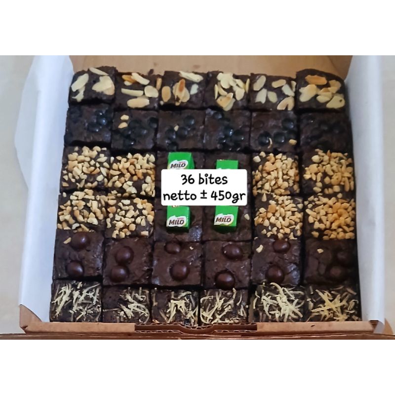 Jual FUDGY BROWNIES DARK CHOCOLATE 36 POTONG Shopee Indonesia