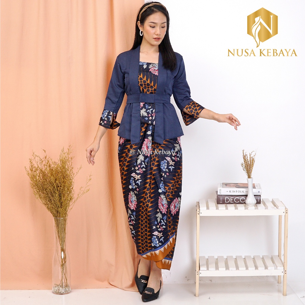 Jual Setelan Kebaya Katun Elnira Kombinasi Kebaya Kutubaru Wisuda