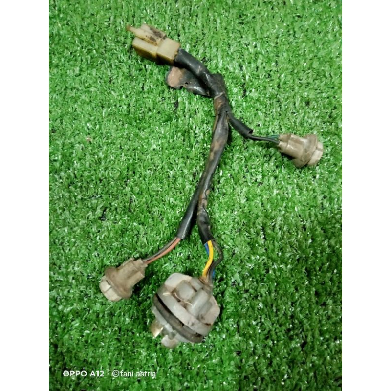 Jual Fitting Lampu Soket Belakang Yamaha Mio Sporty Shopee Indonesia