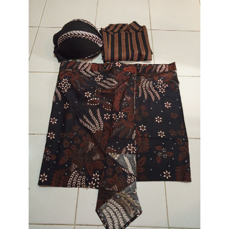 Jual Pakaian Baju Tradisional Adat Jawa Solo Jogja Surjan Lurik