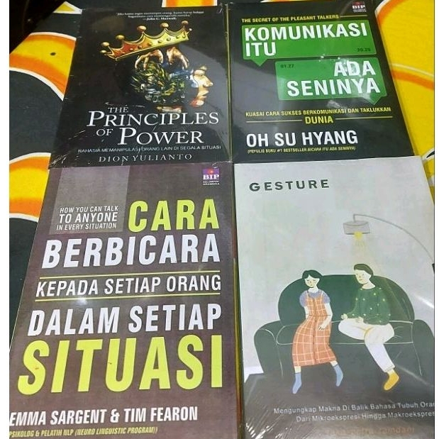 Jual Paket 4 Buku The Principles Of Power Komunikasi Itu Ada Seninya