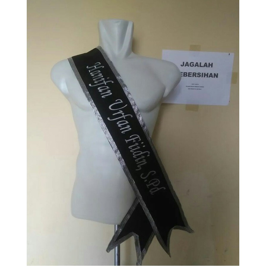 Jual SELEMPANG WISUDA BAHAN BLODRU 1 HARI JADI Shopee Indonesia