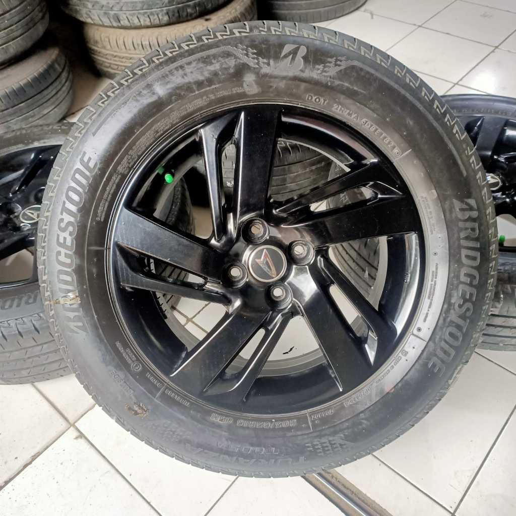 Jual Velg Mobil Bekas OEM ROCKY Ring 16 Pcd 4x100 Plus Ban Buat Raize