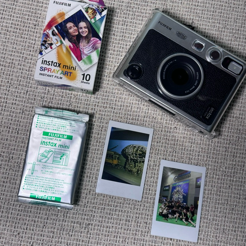 Jual LANGSUNG JADI CETAK FOTO POLAROID ORIGINAL INSTAX PAPER FUJIFILM