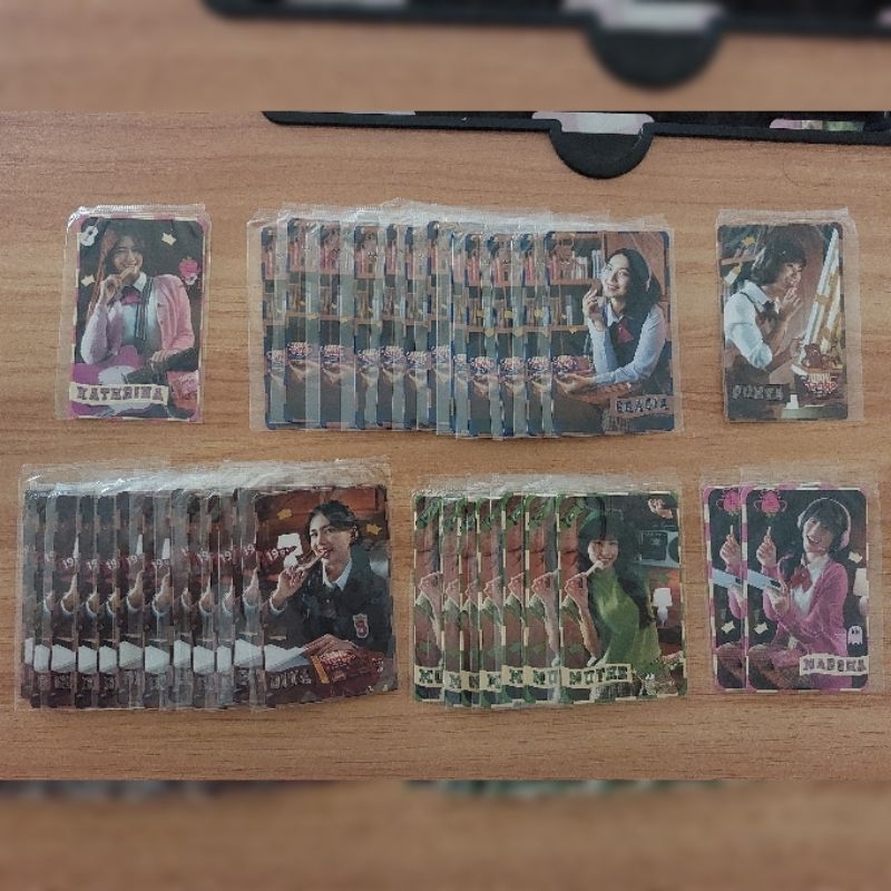 Jual Photocard Official JKT48 X Wafer Tango Feni Muthe Gita Gracia