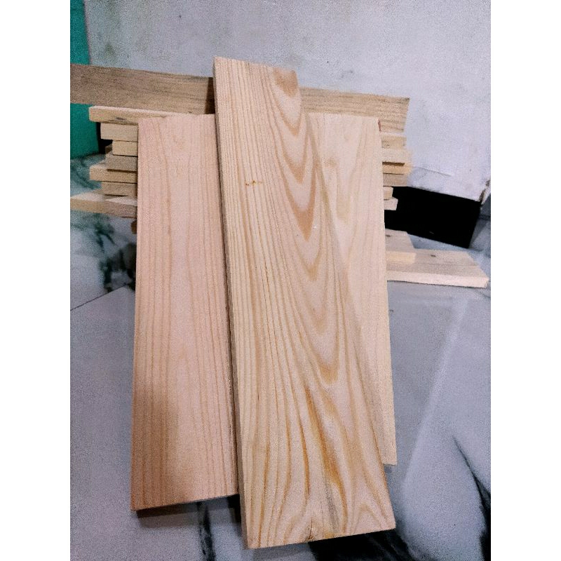 Jual Kayu Pinus Jati Belanda 9x35cm Siap Pakai Sudah Amplas Halus