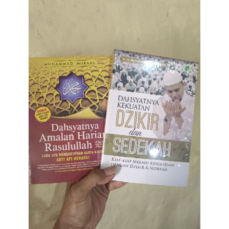 Jual Paket Buku Dahsyatnya Kekuatan Dzikir Dahsaytnyaamalan Harian