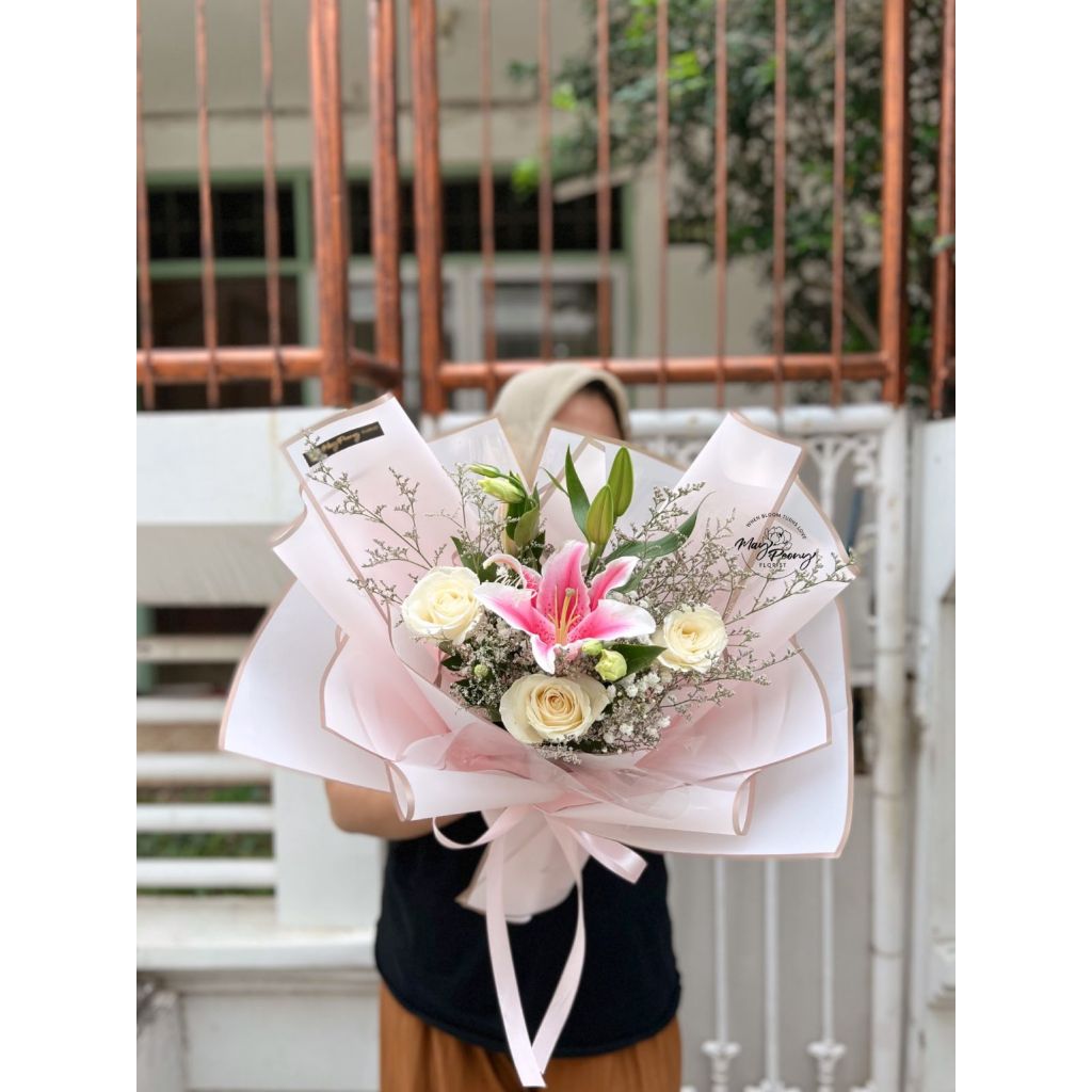 Jual FRESH LILY BOUQUET LARGE SIZE Buket Bunga Asli Buket Segar Buket