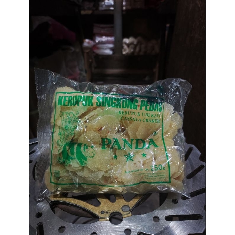 Jual Kerupuk Singkong Pedas Cap Panda 250g Shopee Indonesia