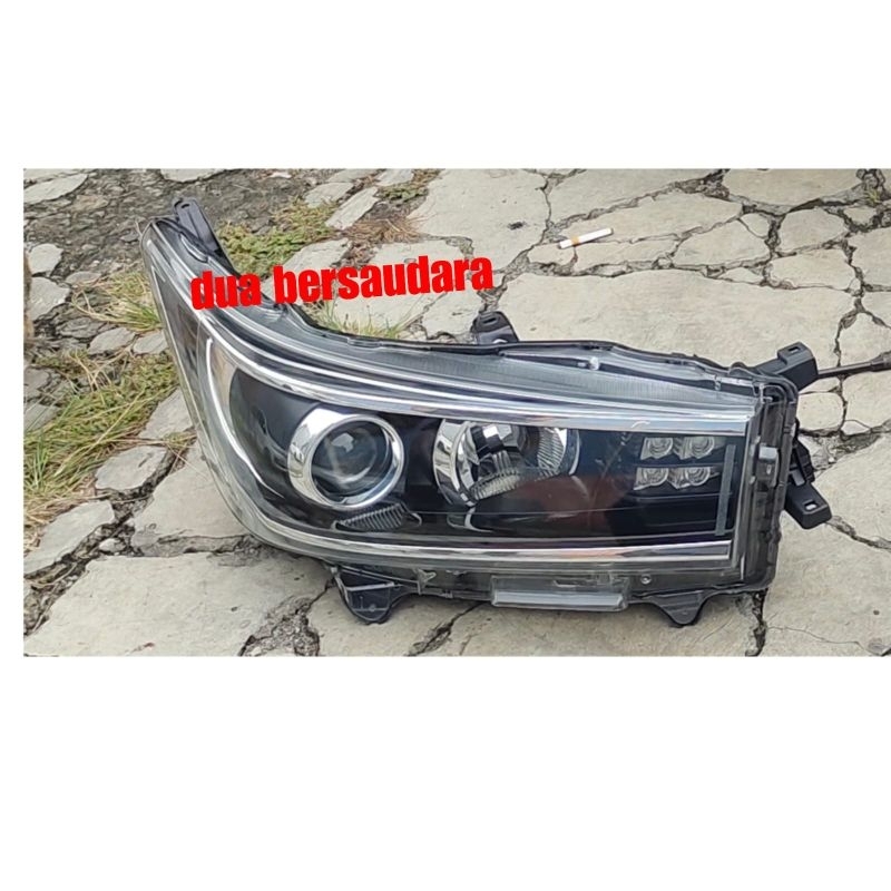 Jual Headlamp Innova Venturer Kanan Original Shopee Indonesia