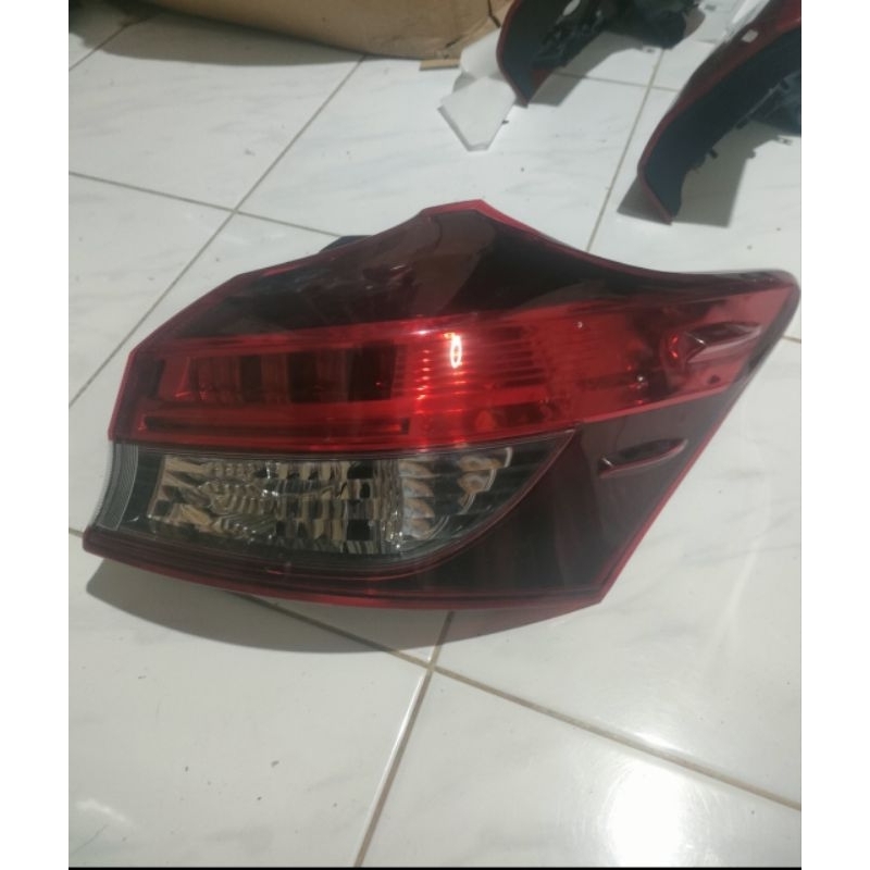 Jual Lampu Stop Lampu Belakang YARIS New LED Thn 2018 2019 2020