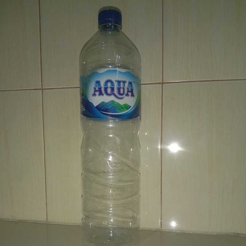 Jual Botol Aqua Bekas Ukuran Liter Untuk Pot Atau Kerajinan Bonus