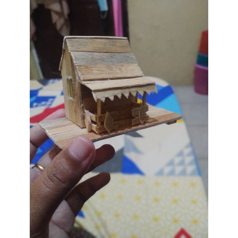 Jual Kerajinan Tangan Miniatur Rumah Gadang Dan Rumah Adat Betawi Dari