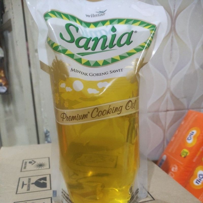 Jual MINYAK GORENG SANIA 1 L Shopee Indonesia