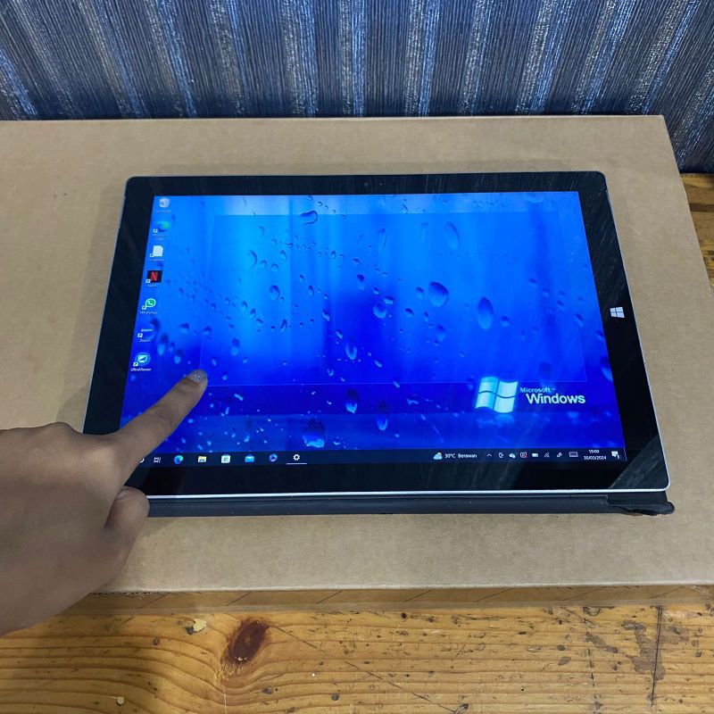 Jual Laptop Microsoft Surface Pro 3 Cor I7 4650U Ram 8Gb SSD 256Gb