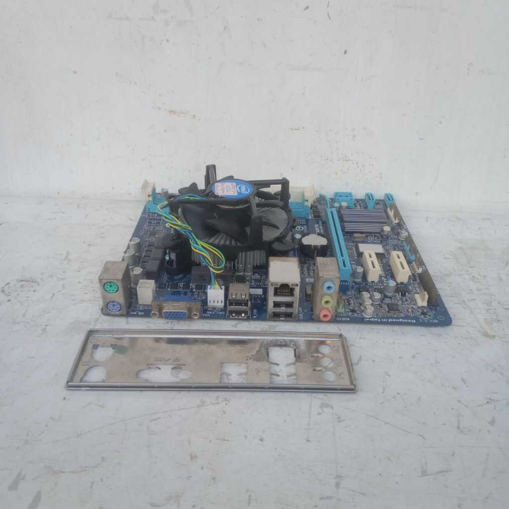 Jual Mainboard Gigabyte Ga H61m Ds2 Intel Core I3 2120 Ddr3 Lga 1155