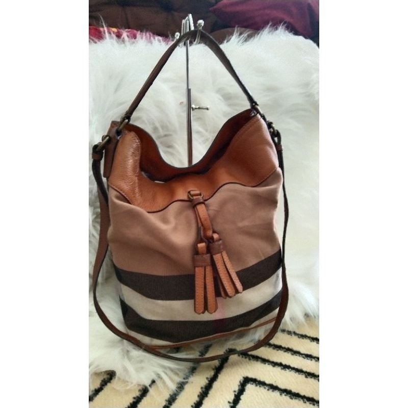 Jual Tas Burberry Hobo Kanvas Tebal Mix Kulit Asli Prelove Shopee