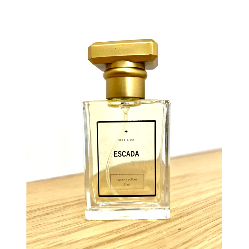 Jual BISA COD ESCADA BY ESCADA SEXY 30 Ml TAHAN Lama Free Tester