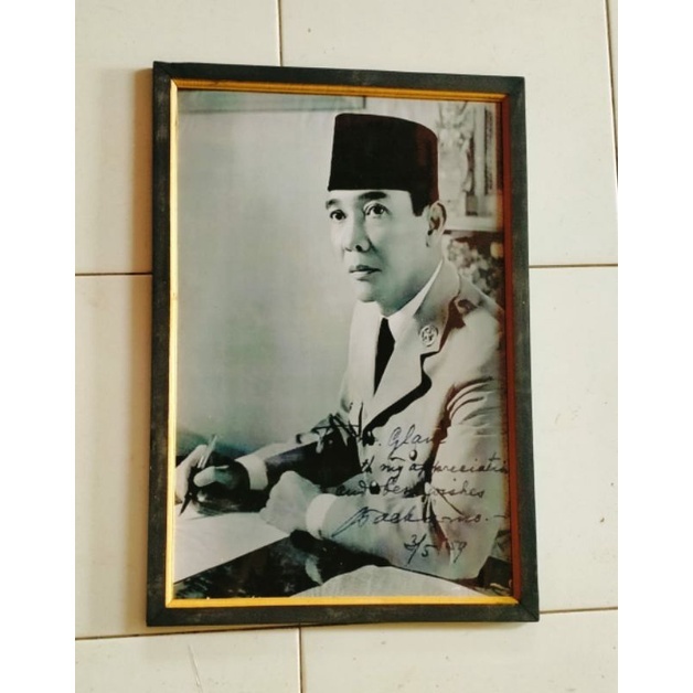 Jual Hiasan Dinding Lukisan Cetak Bapak Proklamasi Ir Soekarno Plus