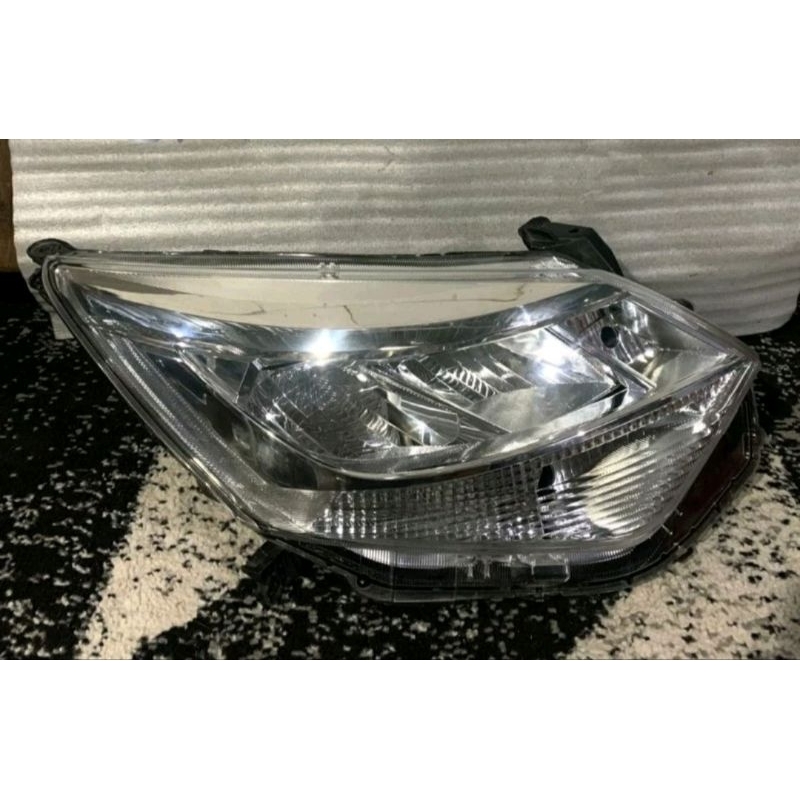 Jual Headlamp Lampu Depan Lampu Utama Calya Facelift Sigra Facelift